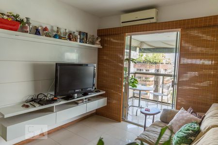 Sala 1 de apartamento para alugar com 4 quartos, 194m² em Jacarepaguá, Rio de Janeiro