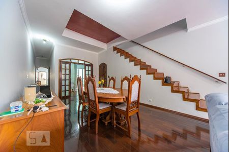 Sala de casa para alugar com 4 quartos, 200m² em Vila Valparaiso, Santo André