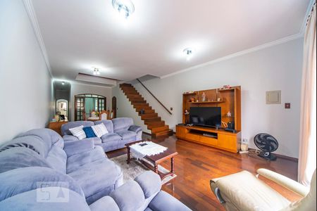 Sala de casa para alugar com 4 quartos, 200m² em Vila Valparaiso, Santo André