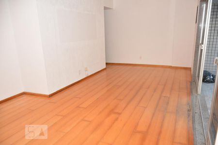 Sala de apartamento à venda com 4 quartos, 136m² em Jardim Carioca, Rio de Janeiro