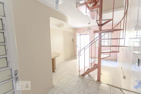 Sala de casa de condomínio à venda com 2 quartos, 100m² em Camaquã, Porto Alegre