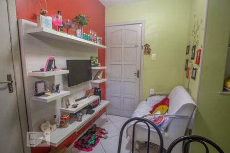 Sala de casa à venda com 1 quarto, 35m² em Ramos, Rio de Janeiro