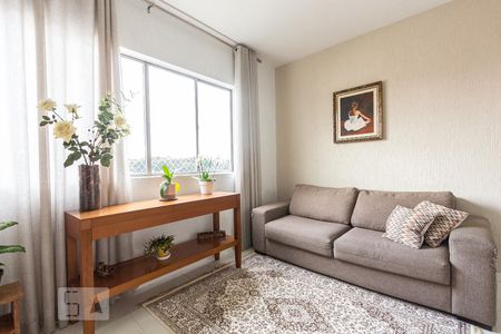 Sala de apartamento à venda com 2 quartos, 58m² em Jardim Santa Terezinha, Taboão da Serra