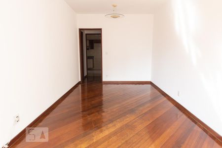 Sala  de apartamento para alugar com 2 quartos, 130m² em Lourdes, Belo Horizonte