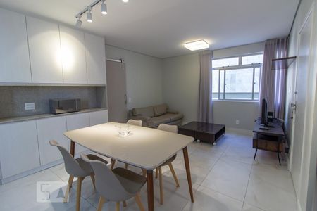 Sala Integrada de apartamento para alugar com 2 quartos, 60m² em Anchieta, Belo Horizonte