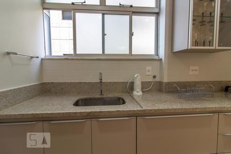 Cozinha de apartamento para alugar com 2 quartos, 60m² em Anchieta, Belo Horizonte