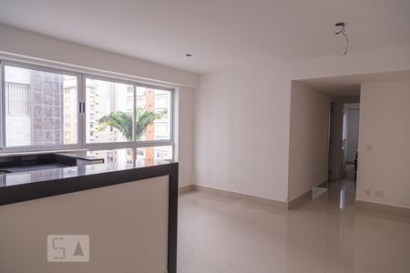 Sala de apartamento para alugar com 2 quartos, 70m² em Funcionários, Belo Horizonte