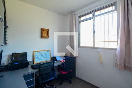 Quarto 2 de apartamento para alugar com 3 quartos, 78m² em Buritis, Belo Horizonte