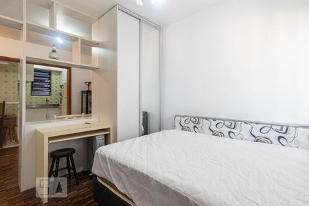 Quarto de kitnet/studio à venda com 1 quarto, 45m² em Centro Histórico, Porto Alegre