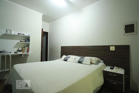 Suíte de casa para alugar com 3 quartos, 130m² em Jardim Las Vegas, Santo André