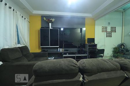 Sala de casa para alugar com 3 quartos, 130m² em Jardim Las Vegas, Santo André