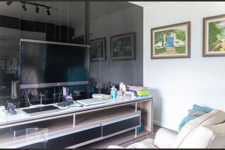 Sala de TV de apartamento para alugar com 3 quartos, 185m² em Jurubatuba, São Paulo