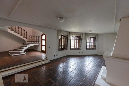 Sala de casa à venda com 4 quartos, 600m² em Cristal, Porto Alegre