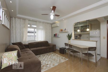 SALA de apartamento para alugar com 2 quartos, 80m² em Petrópolis, Porto Alegre