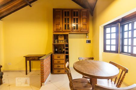 Sala de casa para alugar com 2 quartos, 70m² em Bela Vista, Osasco