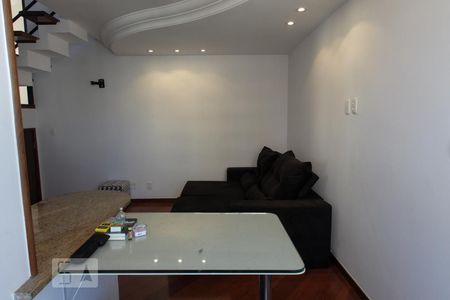 Sala de apartamento à venda com 1 quarto, 55m² em Lourdes, Belo Horizonte