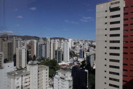 Vista da Sala de apartamento à venda com 1 quarto, 55m² em Lourdes, Belo Horizonte