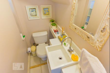 Lavabo de casa de condomínio para alugar com 3 quartos, 151m² em Jardim Santa Marcelina, Campinas