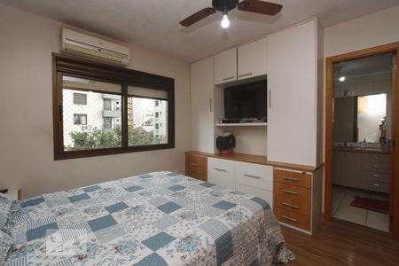 SUITE 1 de apartamento para alugar com 2 quartos, 85m² em Higienópolis, Porto Alegre