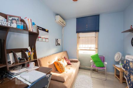 Quarto 1 de apartamento à venda com 3 quartos, 74m² em Humaitá, Porto Alegre