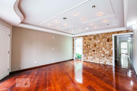 Sala de casa para alugar com 3 quartos, 240m² em Jardim Las Vegas, Santo André