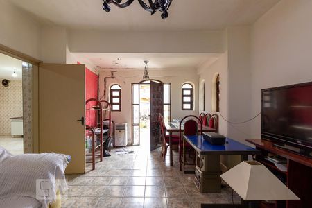 Sala de casa para alugar com 2 quartos, 210m² em Centro, Barueri