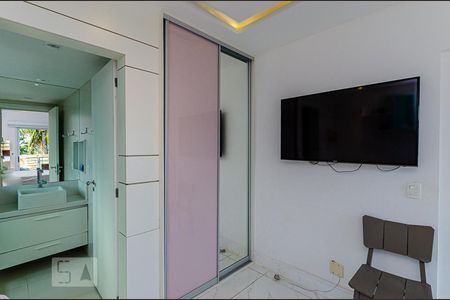 Suite 1 de apartamento à venda com 2 quartos, 65m² em Camboinhas, Niterói