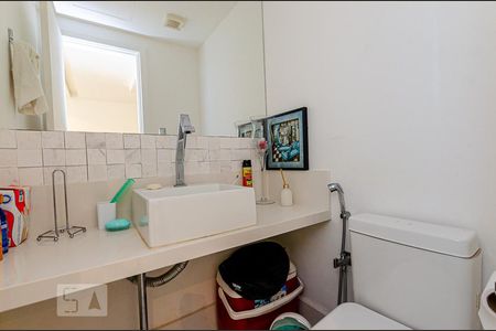 Lavabo  de apartamento à venda com 2 quartos, 65m² em Camboinhas, Niterói