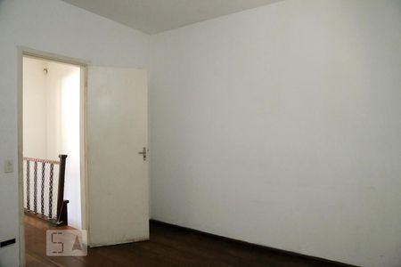 Quarto 1 de casa para alugar com 3 quartos, 132m² em Parque Santos Dumont, Taboão da Serra