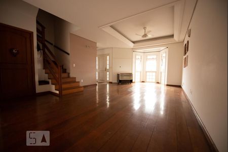 Sala de casa de condomínio à venda com 4 quartos, 222m² em Tristeza, Porto Alegre