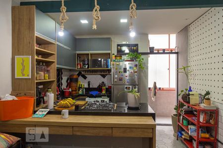 Sala/Cozinha de apartamento à venda com 2 quartos, 70m² em Centro, Belo Horizonte