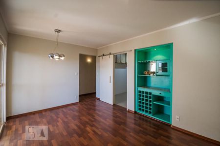 Sala de apartamento para alugar com 2 quartos, 85m² em Vila Rossi Borghi E Siqueira, Campinas