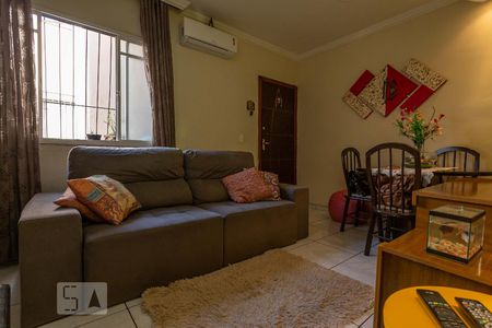 Sala de apartamento à venda com 2 quartos, 48m² em Rio Branco, Belo Horizonte