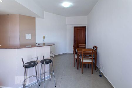 Sala de kitnet/studio para alugar com 1 quarto, 70m² em Savassi, Belo Horizonte