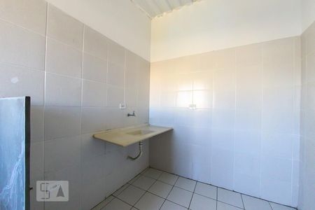 Cozinha de apartamento para alugar com 1 quarto, 18m² em Jardim Dourado, Guarulhos