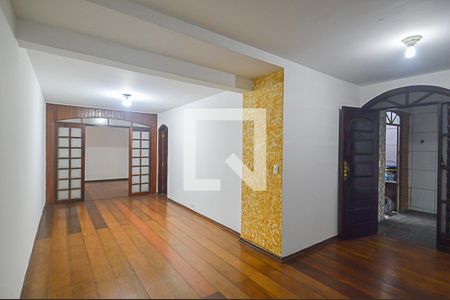 Sala de casa para alugar com 3 quartos, 120m² em Alves Dias, São Bernardo do Campo