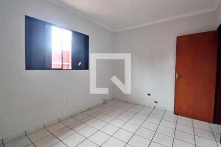 Quarto 1 de casa para alugar com 3 quartos, 300m² em Vila Palmares, Santo André