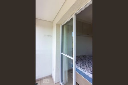 varanda de kitnet/studio para alugar com 1 quarto, 26m² em Granja Viana, Cotia