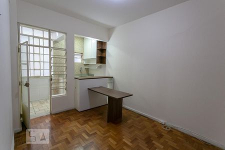 Sala de apartamento para alugar com 2 quartos, 50m² em Centro, Belo Horizonte