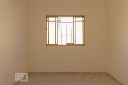 Quarto 1 de apartamento para alugar com 2 quartos, 55m² em Parque Copacabana, Belo Horizonte