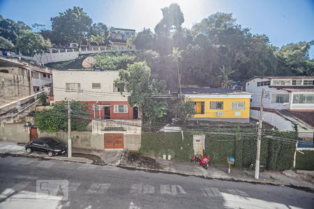 Vista da Sala de apartamento para alugar com 2 quartos, 54m² em Santa Rosa, Niterói