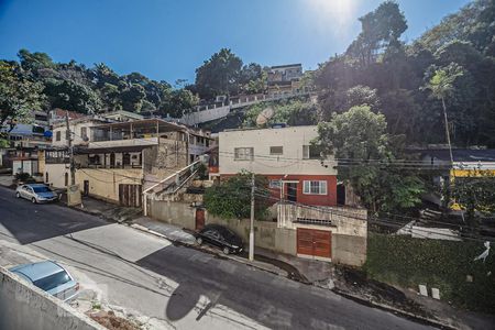 Vista do Quarto 1 de apartamento para alugar com 2 quartos, 54m² em Santa Rosa, Niterói