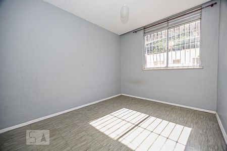 Quarto 2 de apartamento para alugar com 2 quartos, 54m² em Santa Rosa, Niterói