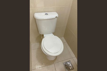 Lavabo de casa à venda com 2 quartos, 56m² em Irajá, Rio de Janeiro