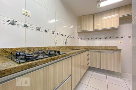 Cozinha de casa à venda com 2 quartos, 56m² em Irajá, Rio de Janeiro