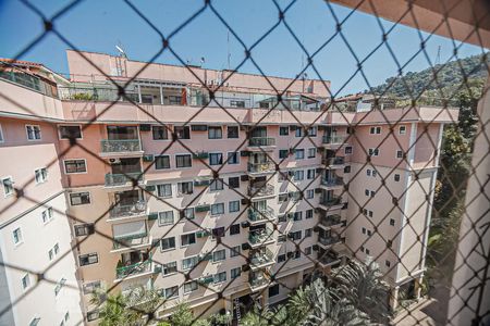 Vista do Quarto 1 de apartamento para alugar com 3 quartos, 180m² em Pe Pequeno, Niterói