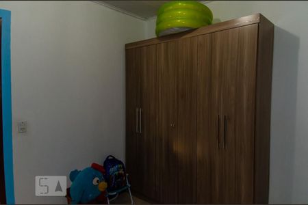 Quarto 2 de casa de condomínio à venda com 2 quartos, 44m² em Olaria, Canoas