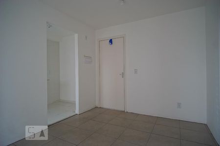 Sala de apartamento para alugar com 2 quartos, 35m² em Igara, Canoas