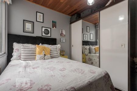 Quarto 1 de apartamento para alugar com 2 quartos, 60m² em Cristo Redentor, Porto Alegre