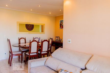 Sala de apartamento para alugar com 3 quartos, 70m² em Vila Bela Vista, Santo André